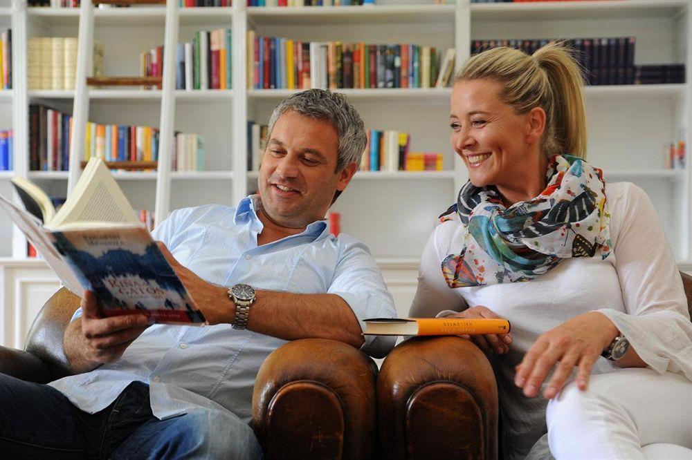 Schlossgut Groß Schwansee Zewnętrze zdjęcie The authors of the book, 2015
