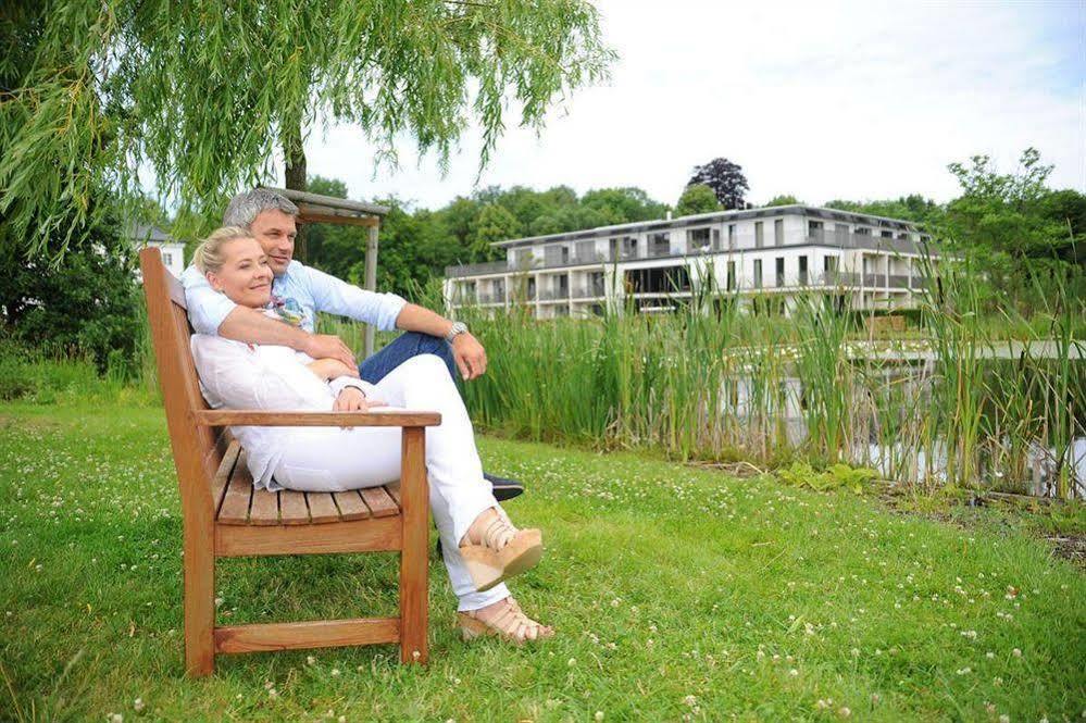 Schlossgut Groß Schwansee Zewnętrze zdjęcie Retirement in Germany